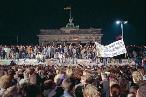 Die Mauer ist gefallen! Oder steht sie doch noch?