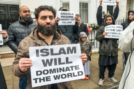 Leicester, U.K. – Wo der offene Religionskrieg zwischen Moslems und Hindus tobt